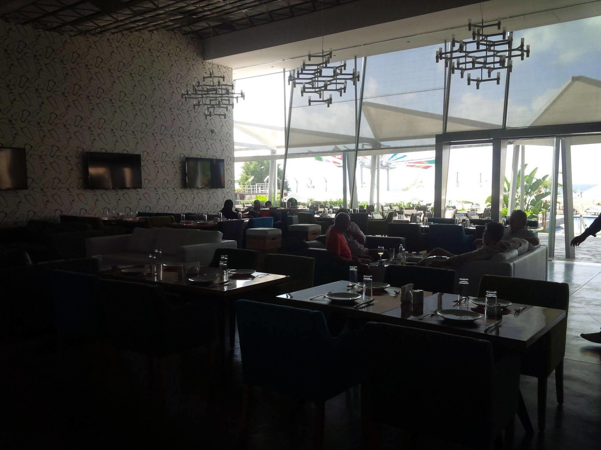 Veer Luxury Boutique Hotel & Beach Club Jounieh Exterior foto