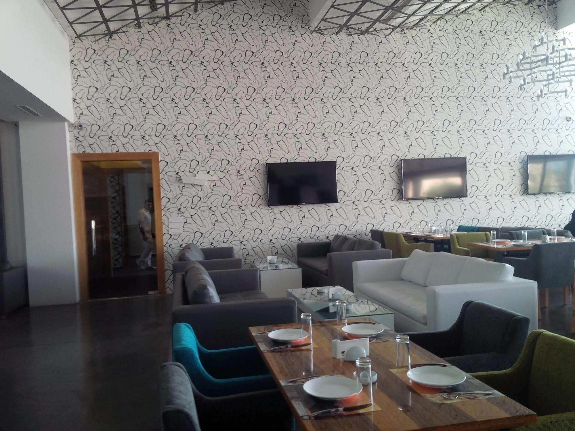 Veer Luxury Boutique Hotel & Beach Club Jounieh Exterior foto
