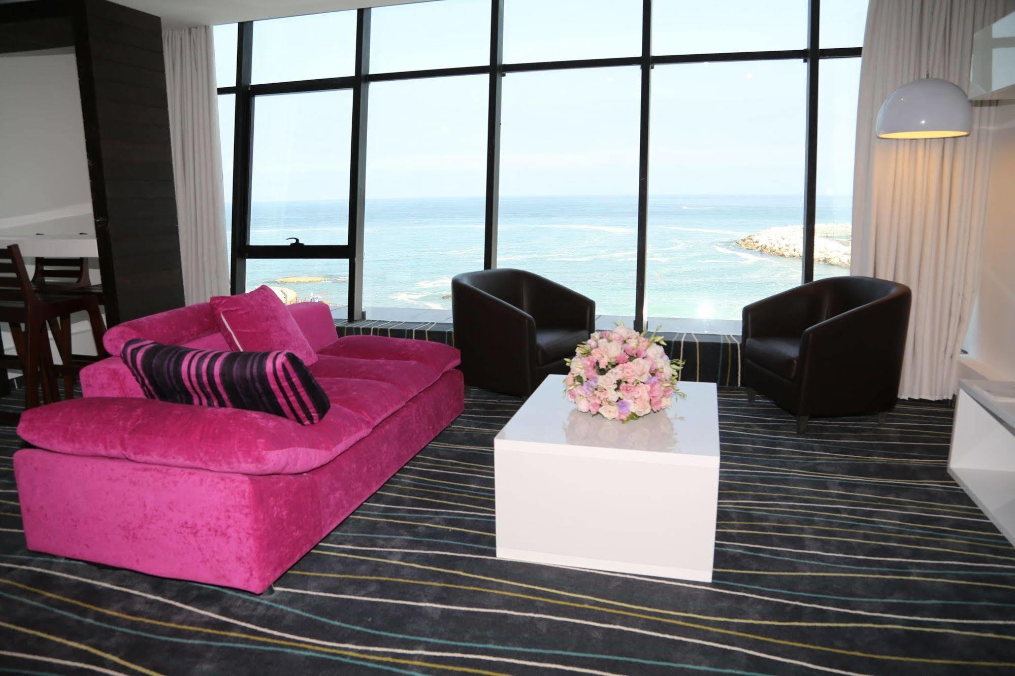 Veer Luxury Boutique Hotel & Beach Club Jounieh Exterior foto